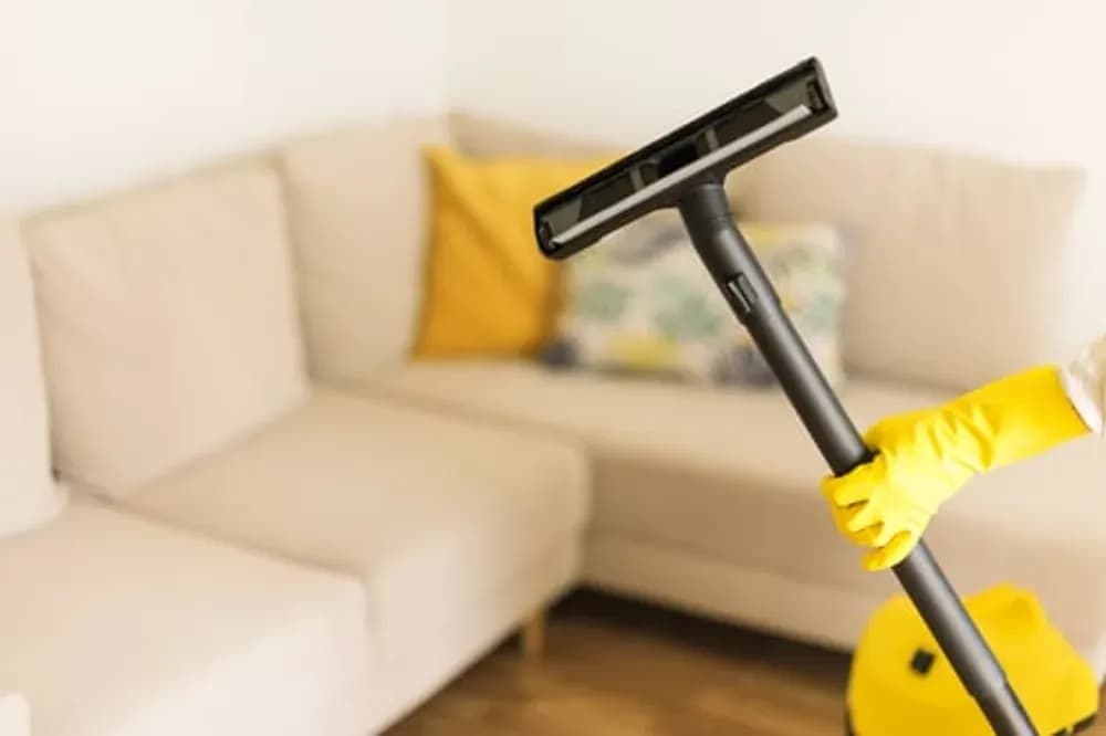 Detailed deep cleaning of a bathroom by Bright Glow Cleaning Services in San Antonio, TX